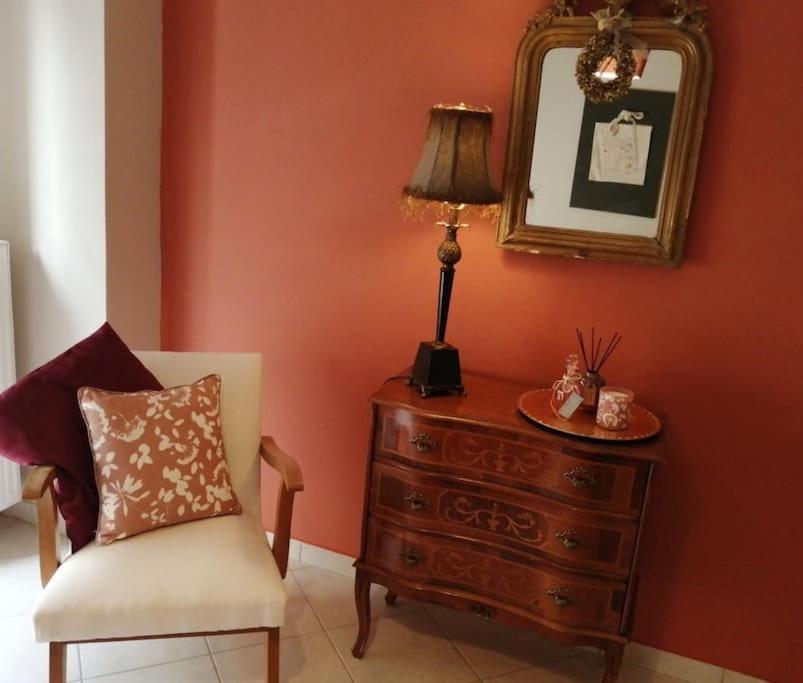 Central Spacious Apartment 70Sqm Tripoli Exterior photo