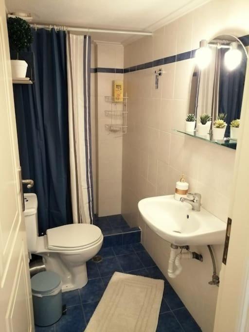 Central Spacious Apartment 70Sqm Tripoli Exterior photo